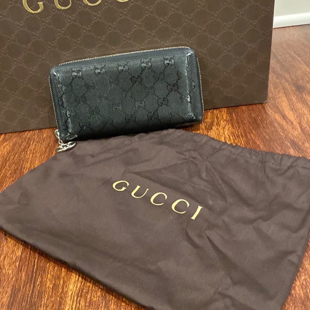 AUTHENTIC Gucci Imprime Long Wallet
